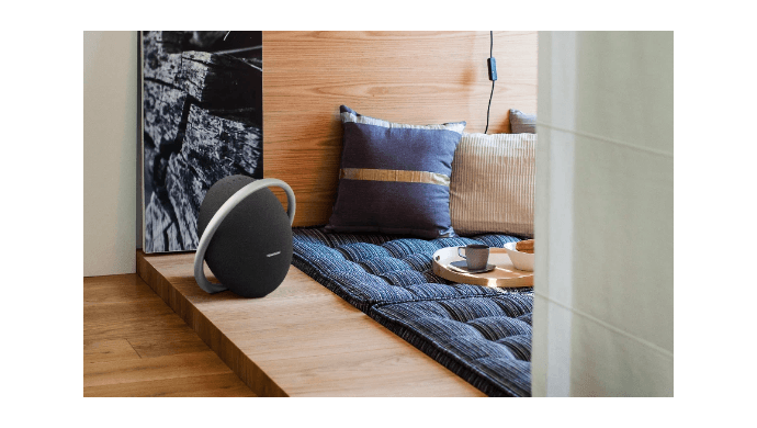 Harman Kardon Onyx Studio 8, Portable stereo Bluetooth speaker thumbnail 3