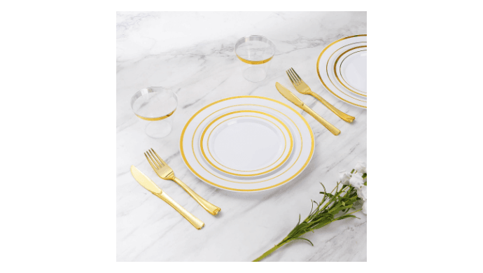 600 Pieces Gold Disposable Plastic Plates for 100 Guests thumbnail 2