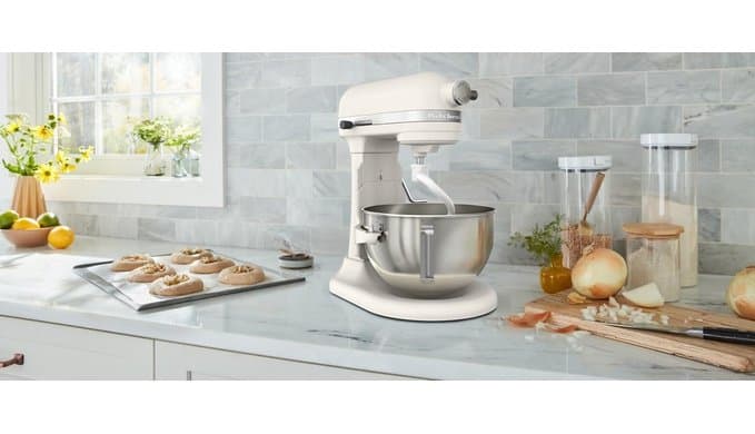 KitchenAid 5.5-Qt Bowl-Lift Stand Mixer, KSM55SXXX, Porcelain White thumbnail 2