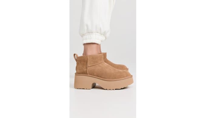 UGG Women's Classic Ultra Mini New Heights thumbnail 2